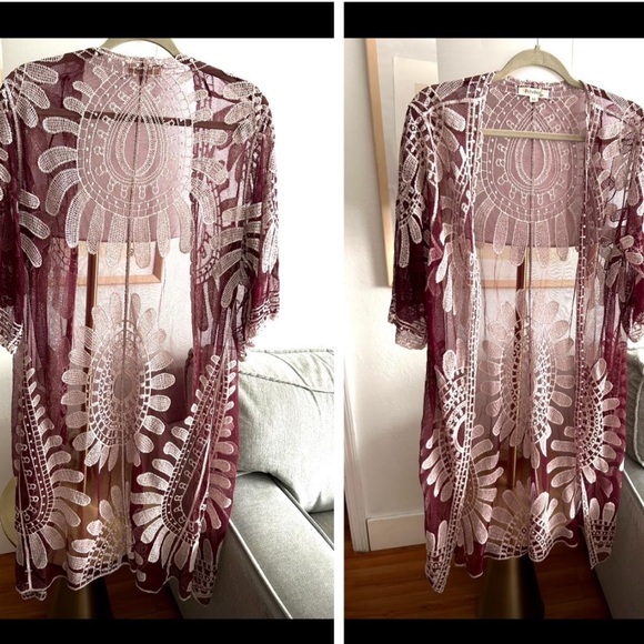Rebellion Tops - Boho Western Gipsy Burgundy Floral Sheer Kimono Size M